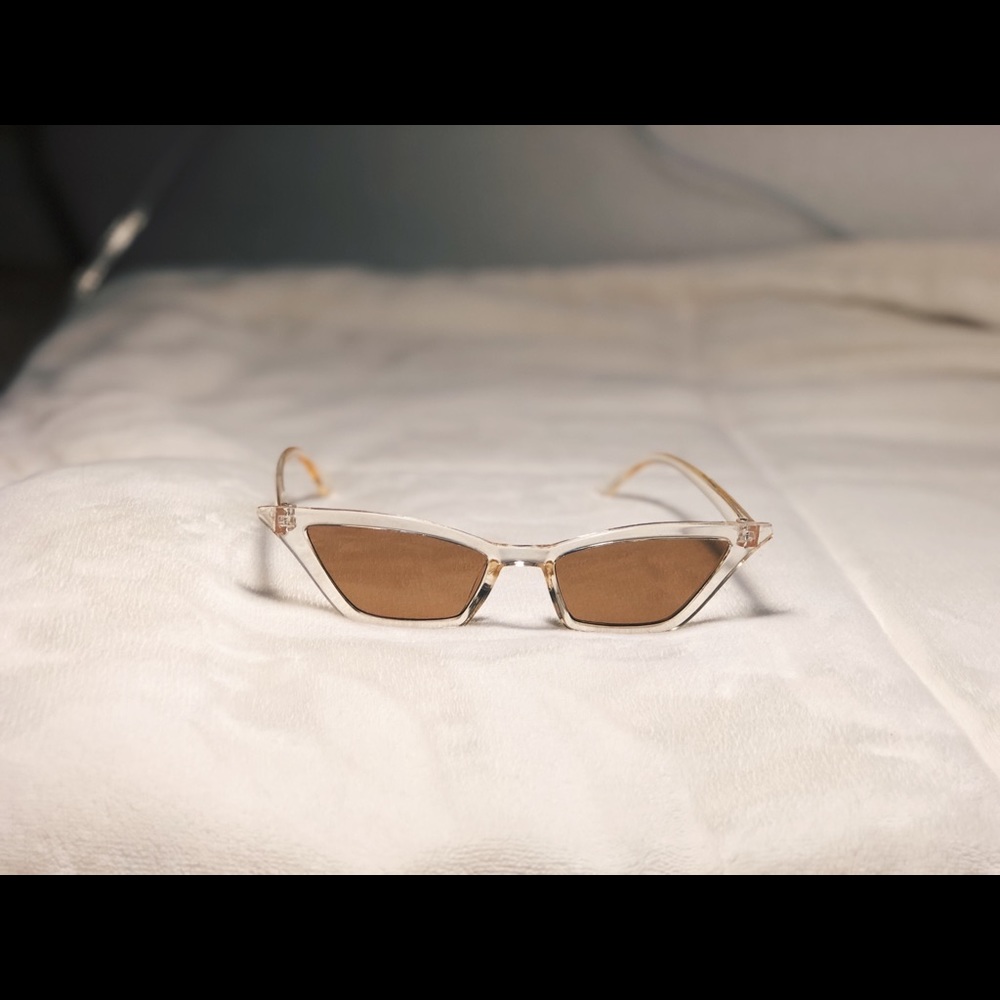 Transparent/tan cat eye sunglasses
